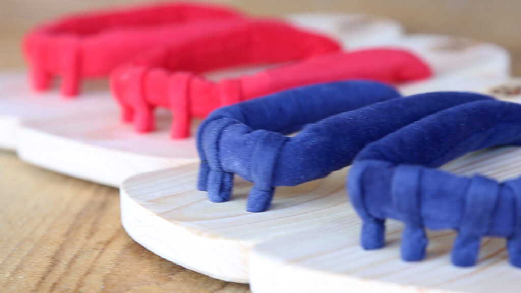 Getas made from hinoki cypress